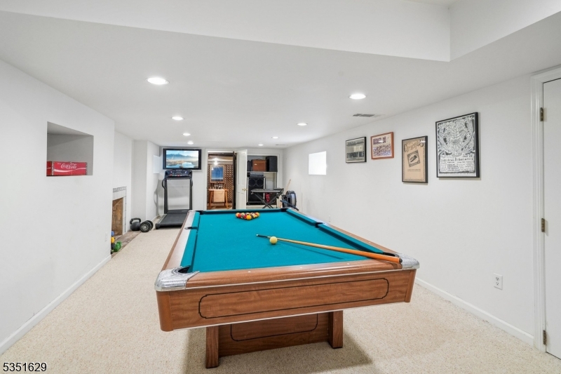 Estate - Residential