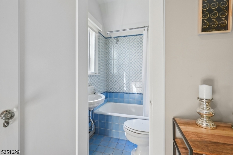 Estate - Residential