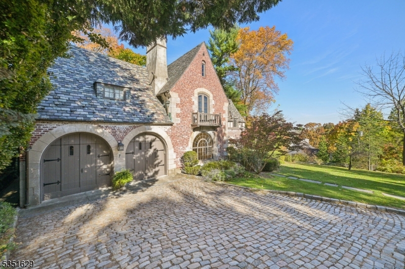 Estate - Residential