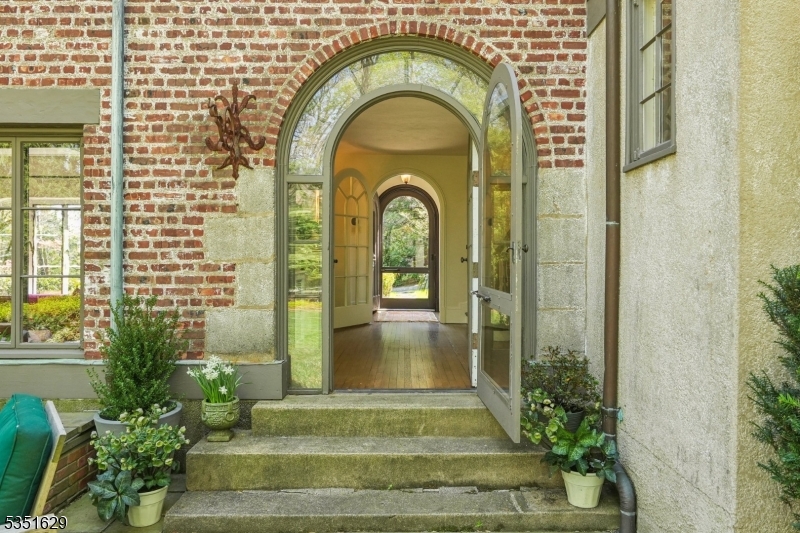 Estate - Residential