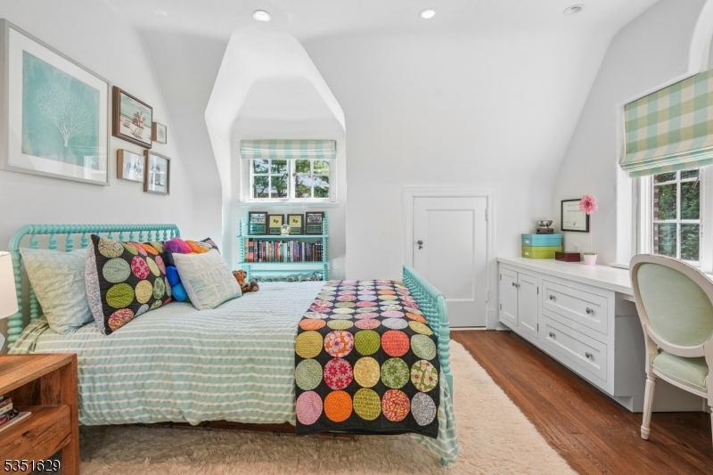 Estate - Residential