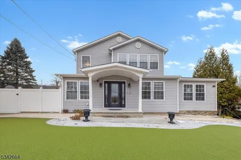 MLS: 3949708