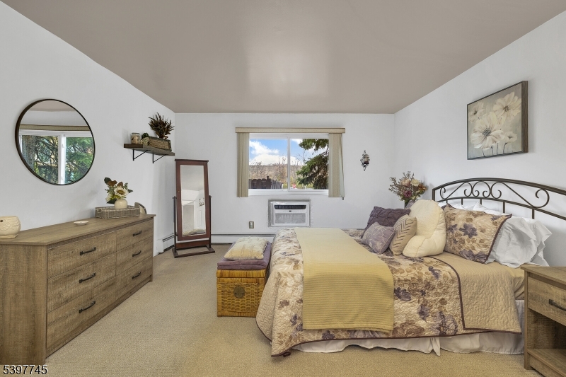 Wyndmoor - Residential