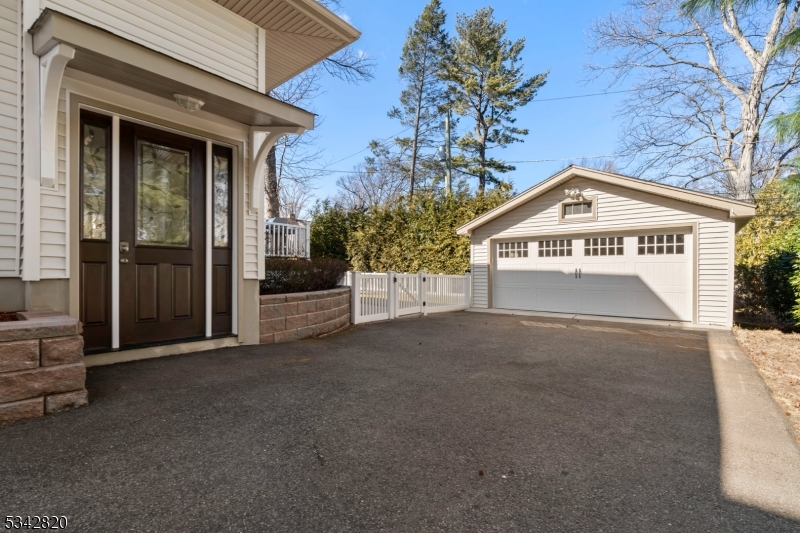 Upper Montclair - Residential