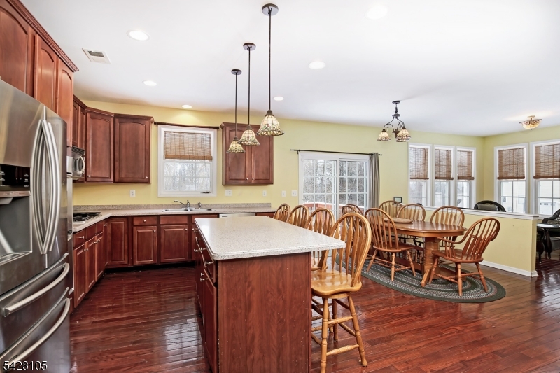 Hidden Hills - Residential Lease