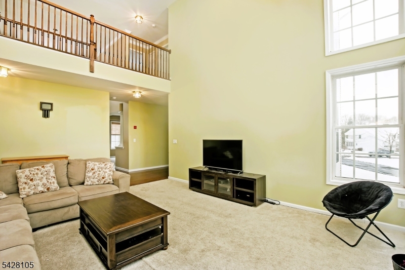 Hidden Hills - Residential Lease
