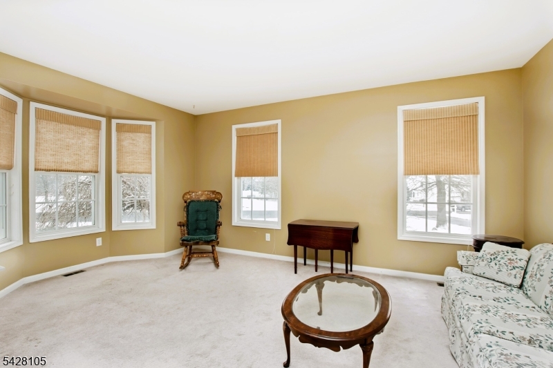 Hidden Hills - Residential Lease