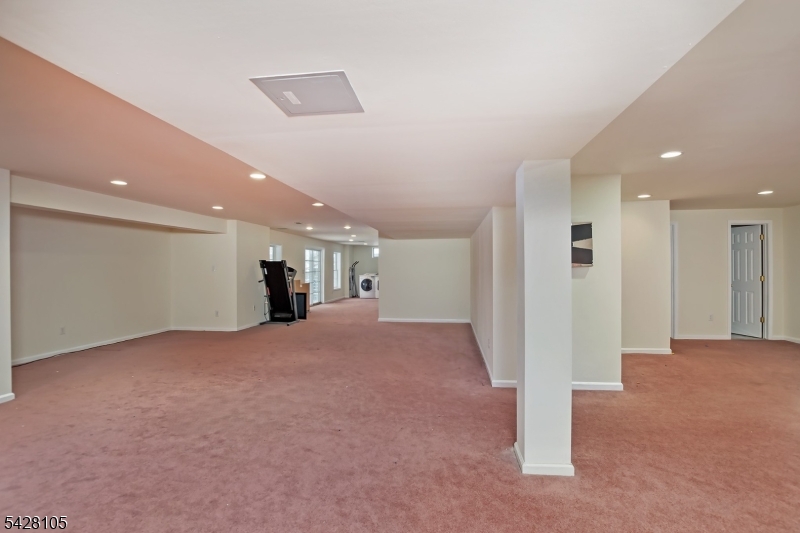 Hidden Hills - Residential Lease