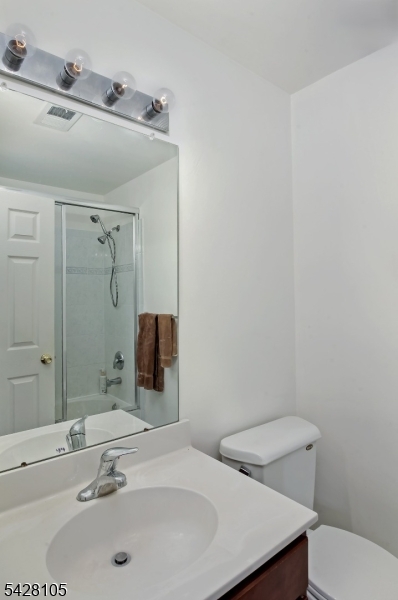 Hidden Hills - Residential Lease