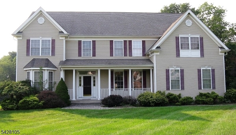 Hidden Hills - Residential Lease