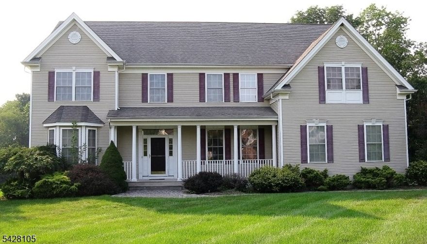 MUST SEE; 3.900 SqFt. Colonial with 5 Bedrooms, 4.1 Baths; formal Living & Dining Rms; gourmet Kitchen w/center island & stainless appl. & separate eating area; deck off Kitchen to private yard; spacious Family Room with gas FP; 1st floor Bedroom/Office; over-sized Master Bedroom w/sumptuous Master Bath with Jacuzzi tub; Princess Suite with full Bath; 2 additional large Bedrooms; finished Lower Level with full Bath & walkout to level yard; public water & sewer; natural gas and much more