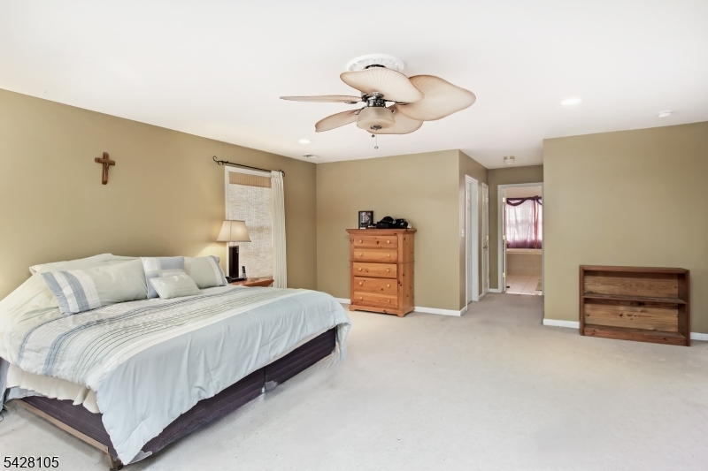Hidden Hills - Residential Lease