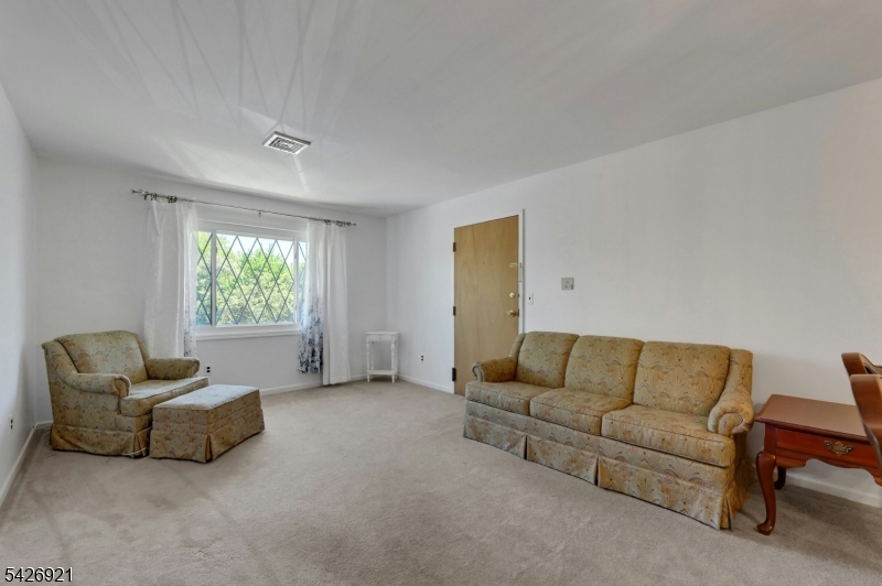 Cecilia Gardens Condo Assoc - Residential