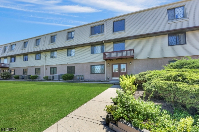 Cecilia Gardens Condo Assoc - Residential