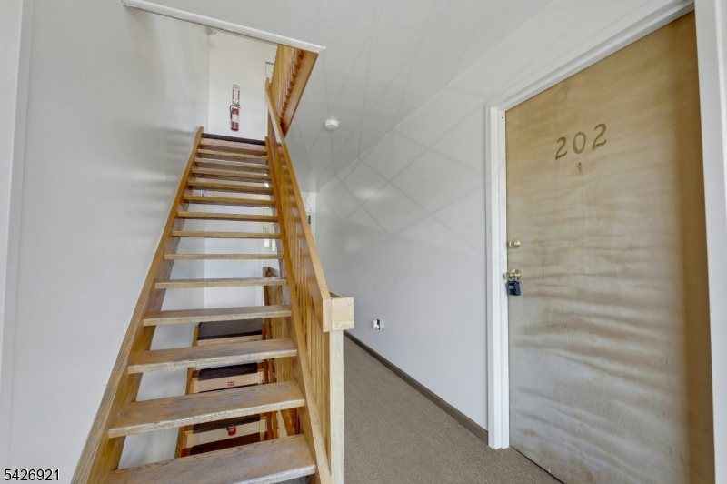 Cecilia Gardens Condo Assoc - Residential