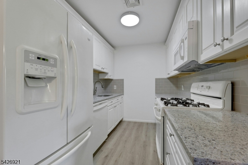 Cecilia Gardens Condo Assoc - Residential