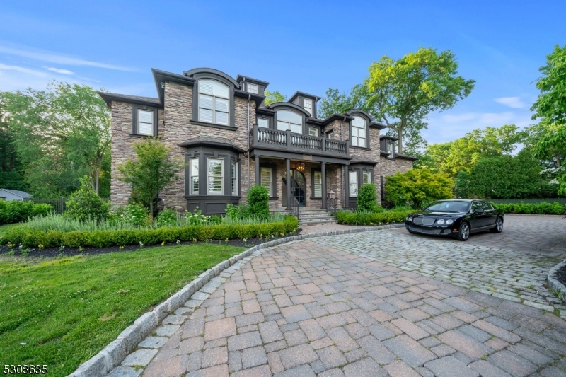 Photo 44 of 44 of 129 Braidburn Rd house