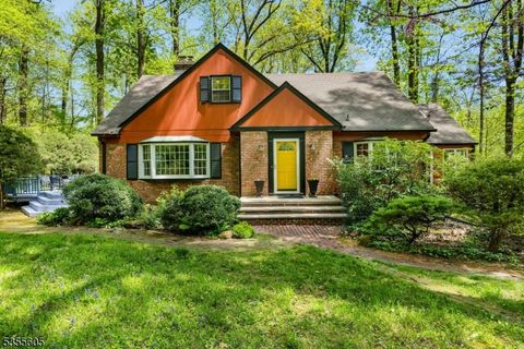 100 TUTTLE ROAD Watchung Boro NJ 07069