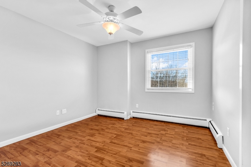 Hastings Square - Residential