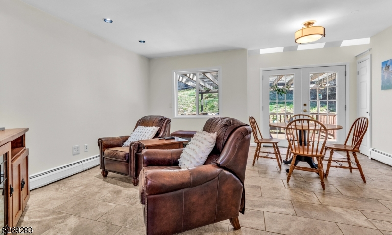 Hastings Square - Residential