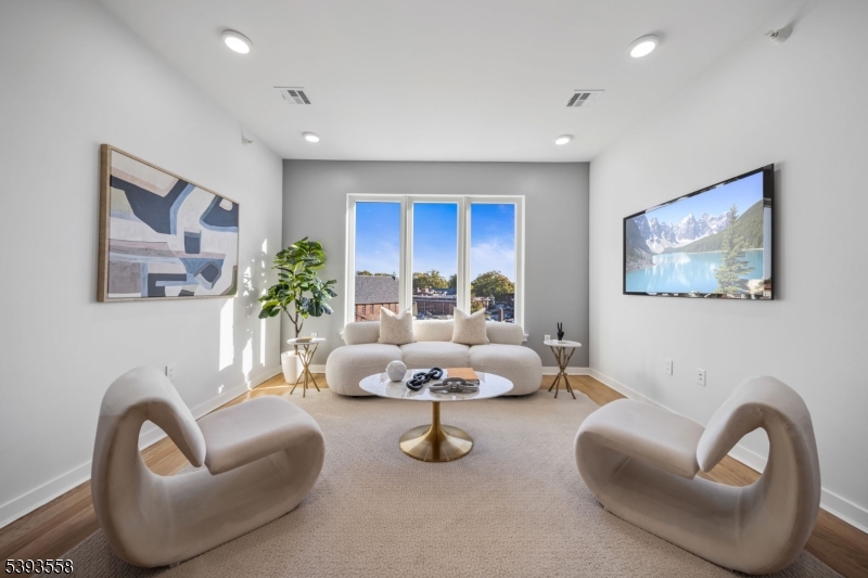 Farrand Street - Residential