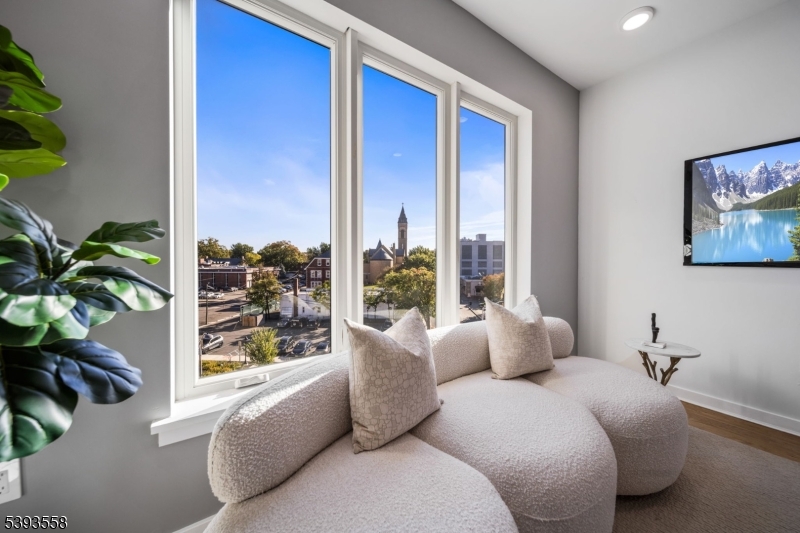 Farrand Street - Residential