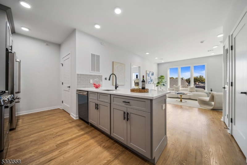 Farrand Street - Residential