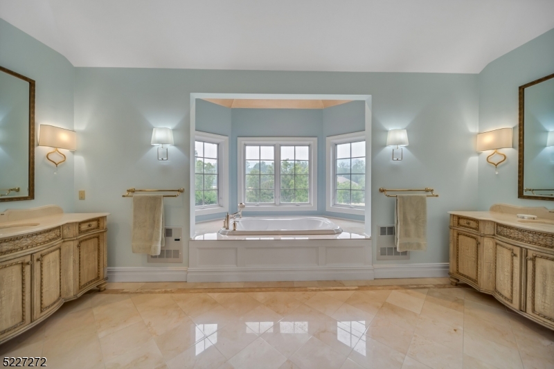 Rio Vista Estates - Residential