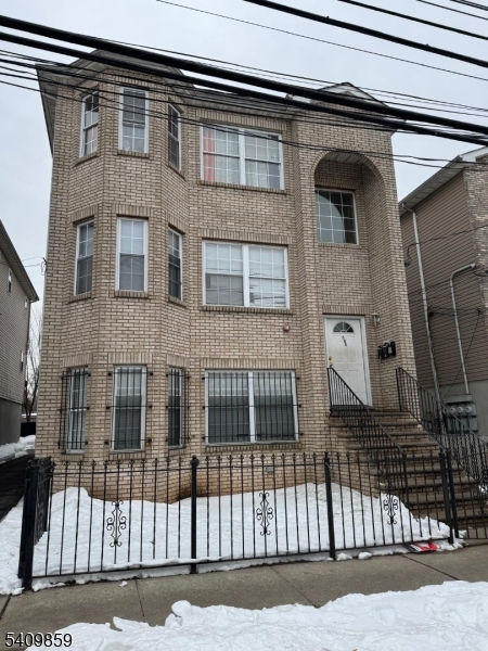 West Side Park - Residential Income