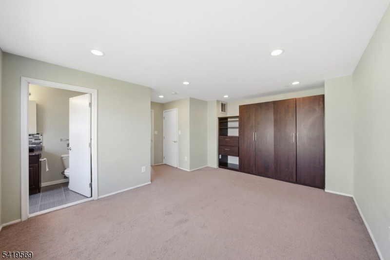 Renaissance Village - Residential