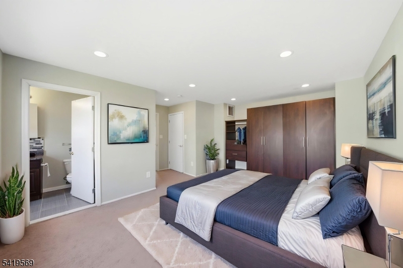 Renaissance Village - Residential