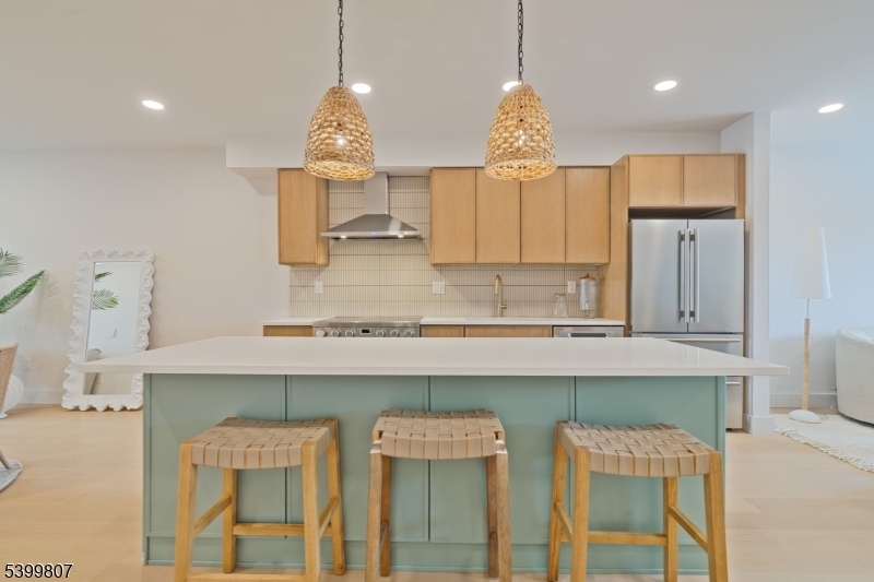 Avon Lakeview Townhomes - Residential