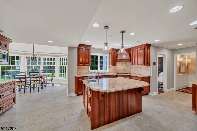 Hill Section - Residential