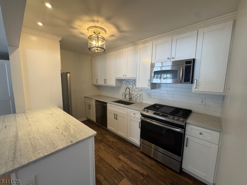 Cedar Hill Condominiums - Residential Lease