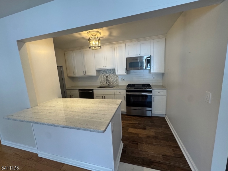 Cedar Hill Condominiums - Residential Lease