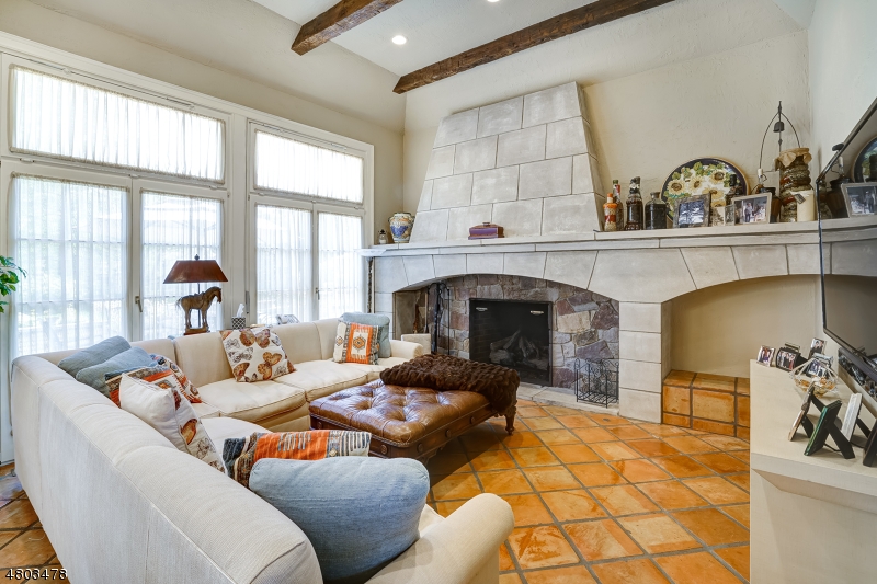 New Vernon - Residential