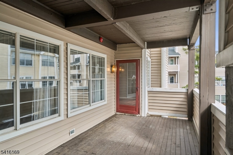 The Pointe - Residential