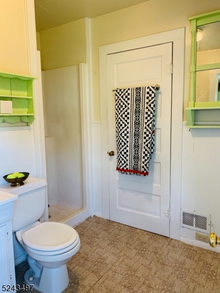 College - Residential Lease