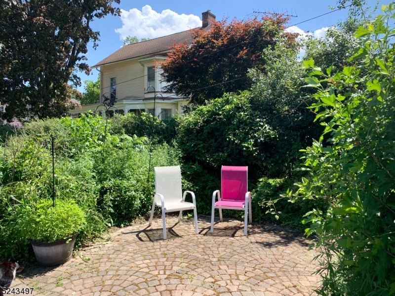 College - Residential Lease