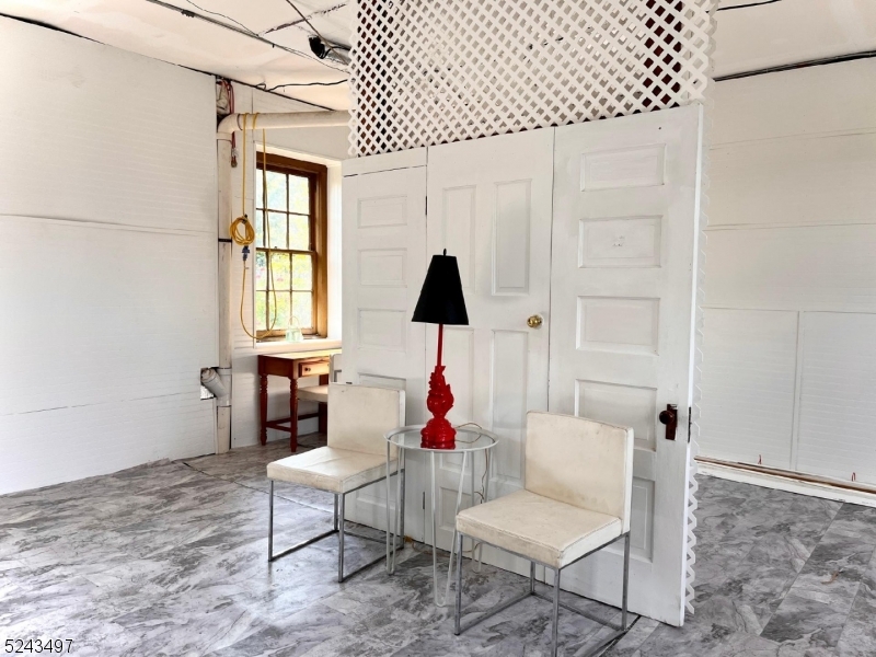 College - Residential Lease