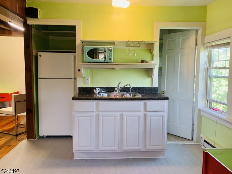 College - Residential Lease