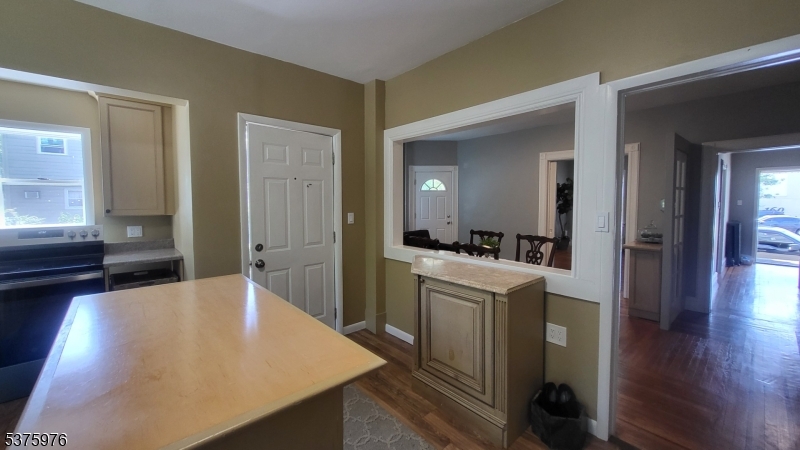 DOWNTOWN DOVER - Residential Lease