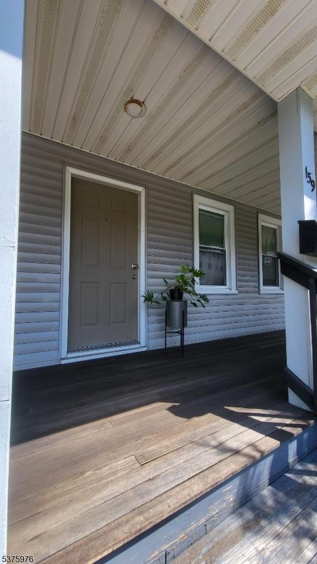 DOWNTOWN DOVER - Residential Lease