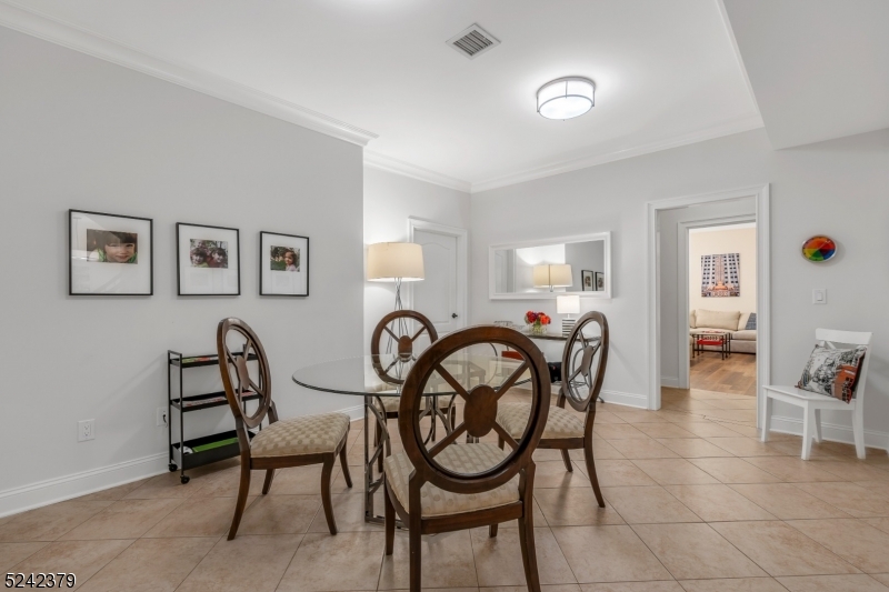 HARTSHORN - Residential