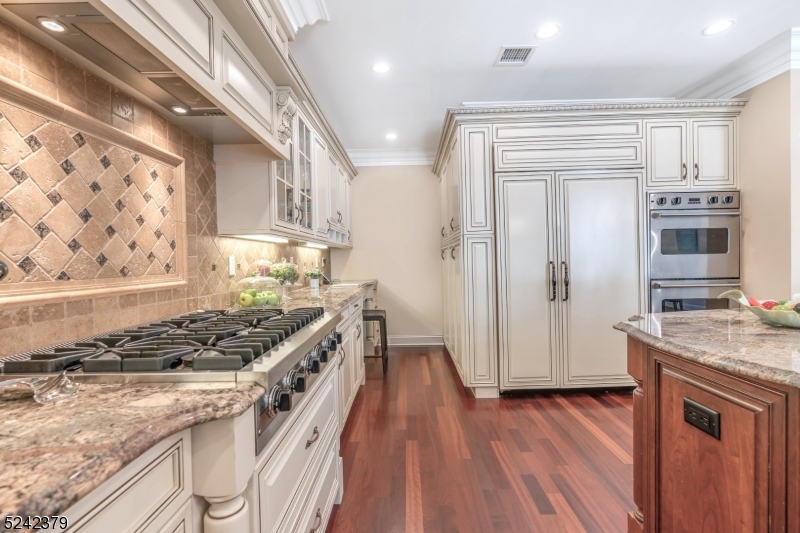 HARTSHORN - Residential