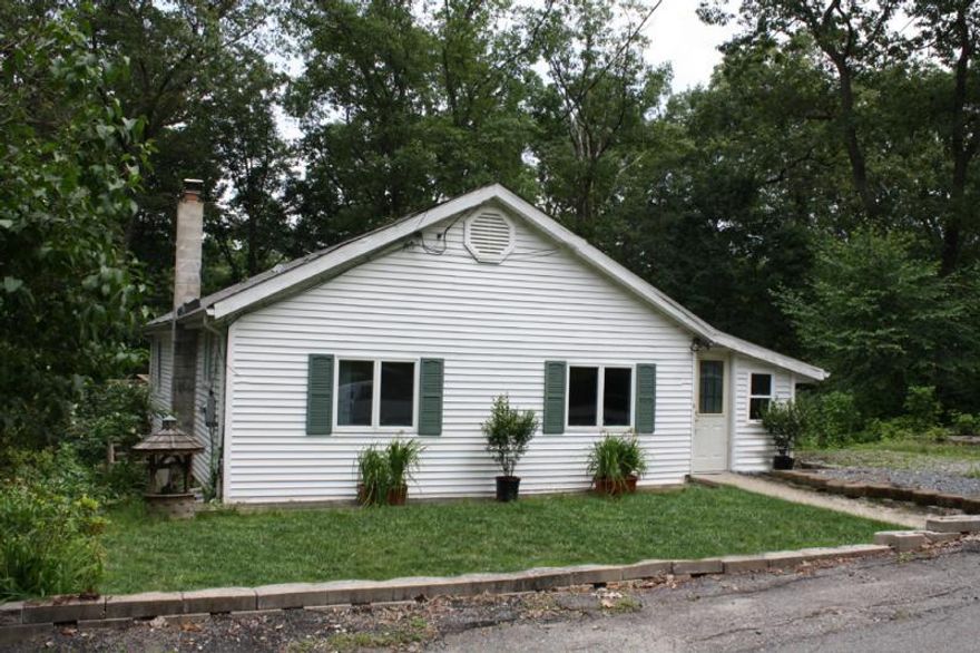 Welcome to 170 Donato Drive, where laid-back luxury meets modern elegance in one of Little Falls, NJ's prime neighborhoods. This bright and airy home features four spacious bedrooms and two stylish bathrooms, offering a blend of comfort and sophistication. A sleek office space sets the mood for productivity, while the gourmet eat-in kitchen with a roomy walk-in pantry is perfect for everything from casual meals to impressive gatherings.