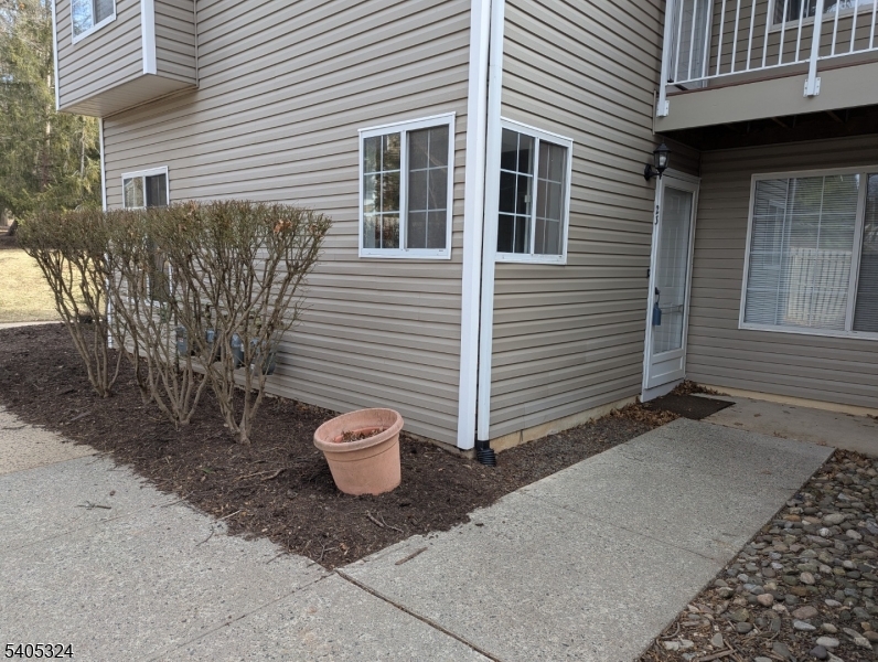 Pinevale C - Residential Lease