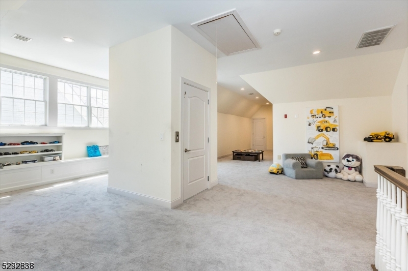 Christopher Court - Residential