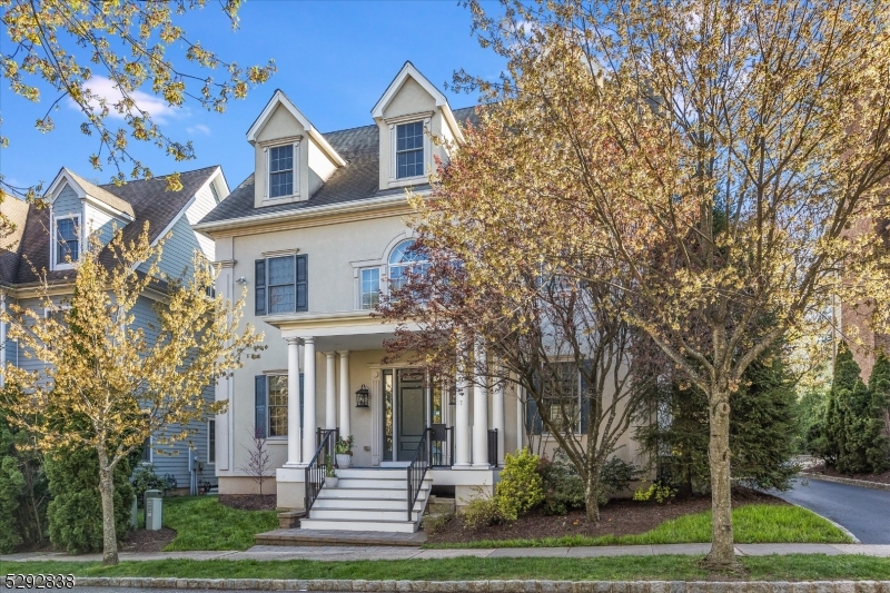 Christopher Court - Residential