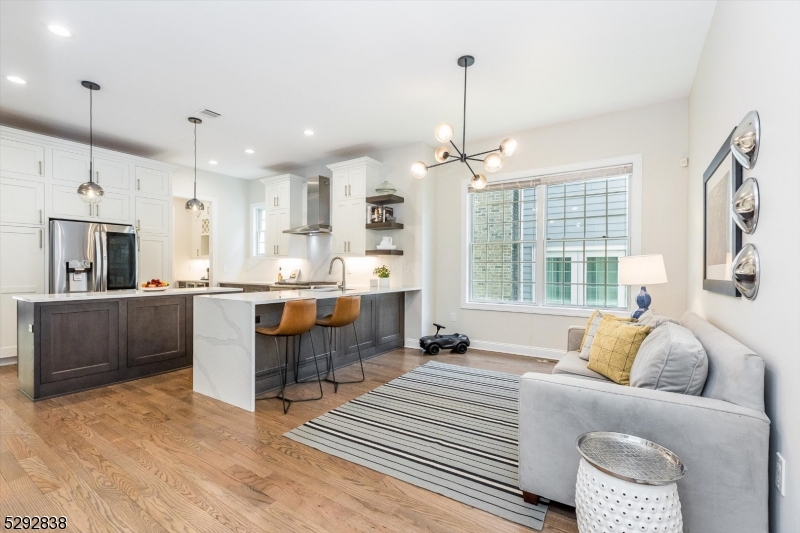 Christopher Court - Residential